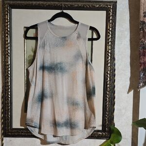 Lululemon Athletica Sculpt Tank Top In EUC.
